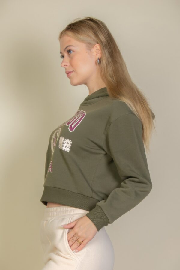 Drop-Shoulder Pullover Hoodie with Chicago Graphic