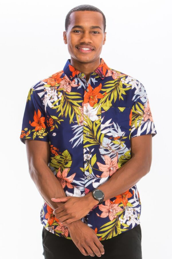 Men’s Hawaiian Print Button-Down Shirt – Multi-Color