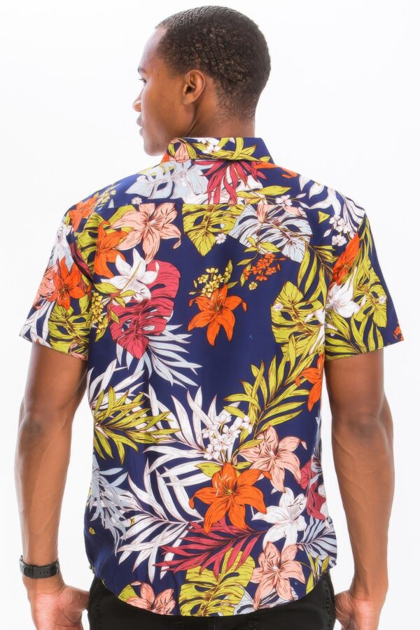 Men’s Hawaiian Print Button-Down Shirt – Multi-Color