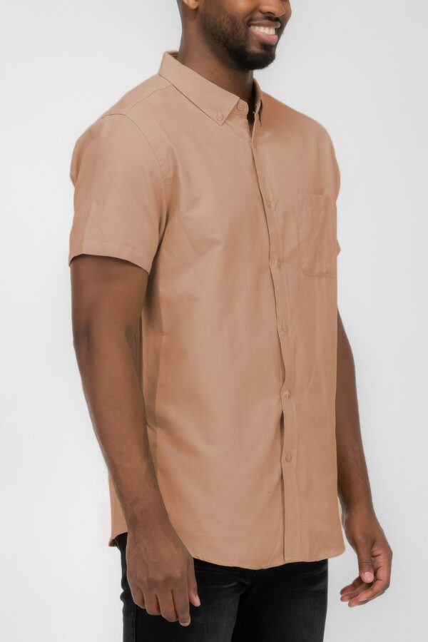 Men’s Short-Sleeve Solid Button Shirt with Chest Pocket