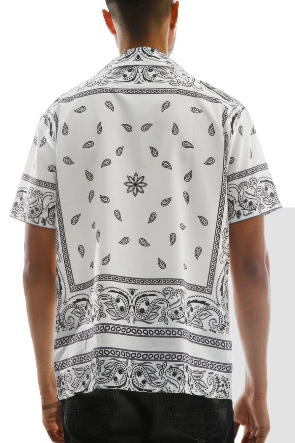 Men’s Collared Print Button-Down Shirt – Modern Print