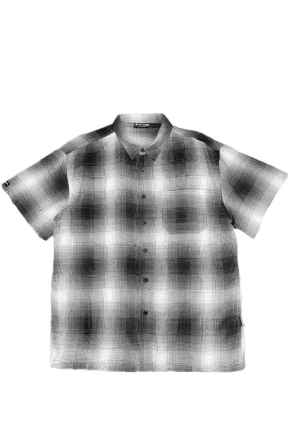 Men’s Plaid Short-Sleeve Shirt with Chest Pocket