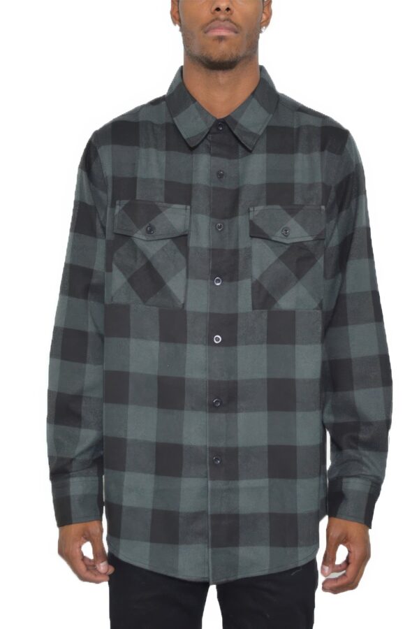 Checkered Flannel Shirt for Men – Chest Pockets & Curved Hem