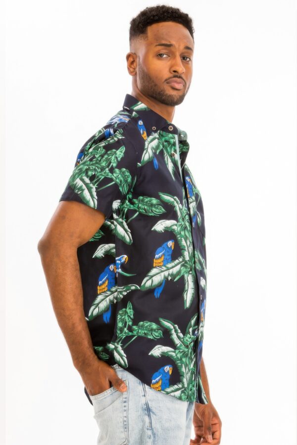 Men’s Hawaiian Print Button-Down Shirt – Multi