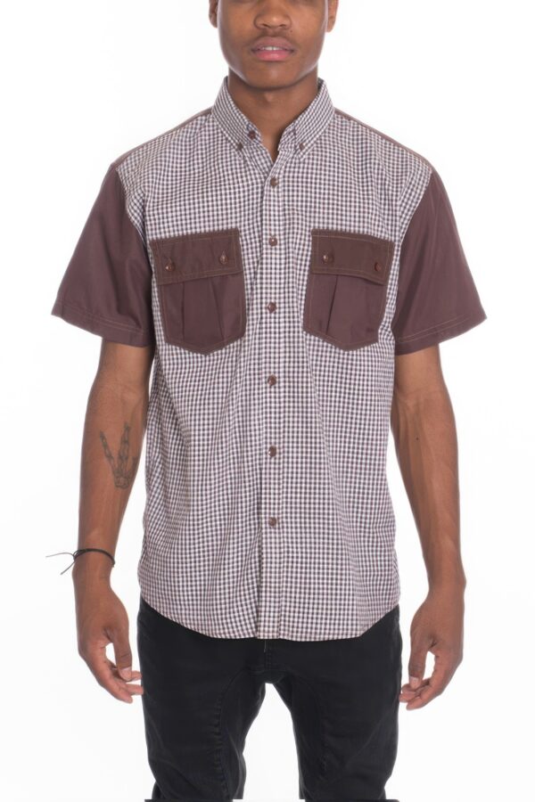 Men’s Short-Sleeve Two-Tone Button-Down Shirt