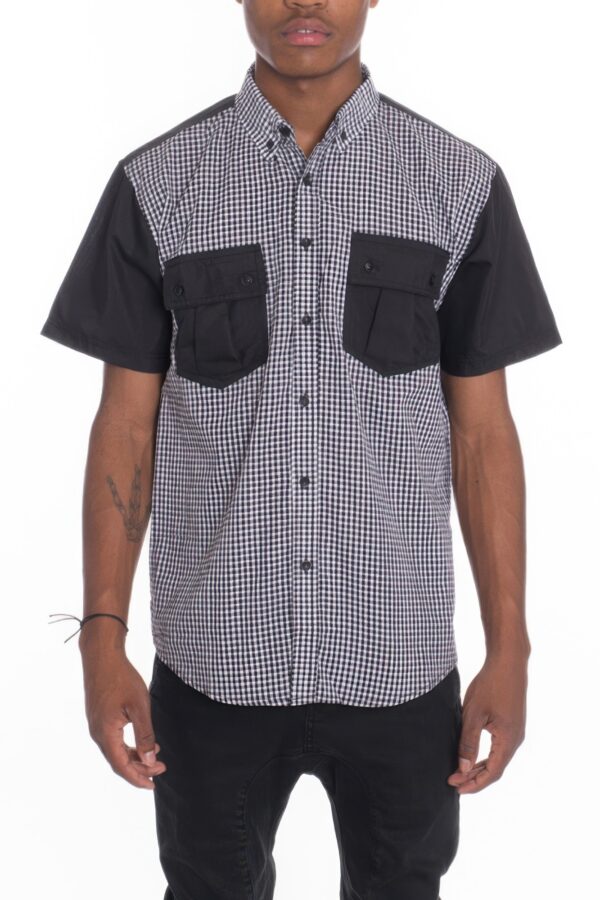 Men’s Short-Sleeve Two-Tone Button-Down Shirt
