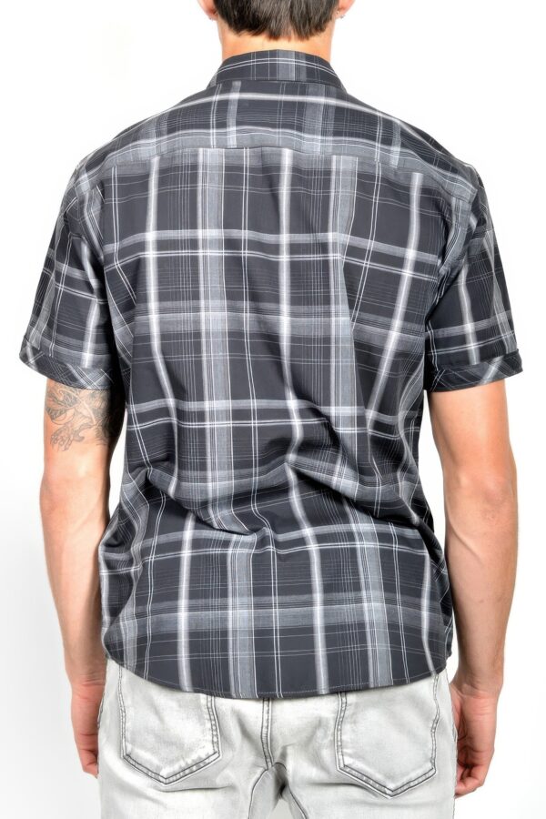 Men’s Short-Sleeve Plaid Shirt – Button Chest Pockets