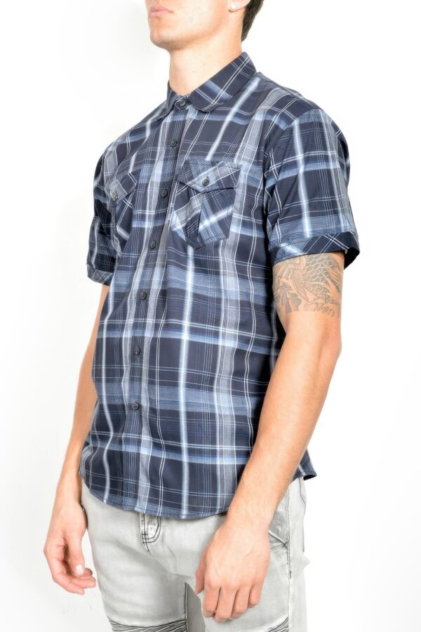 Men’s Short-Sleeve Plaid Shirt – Button Chest Pockets