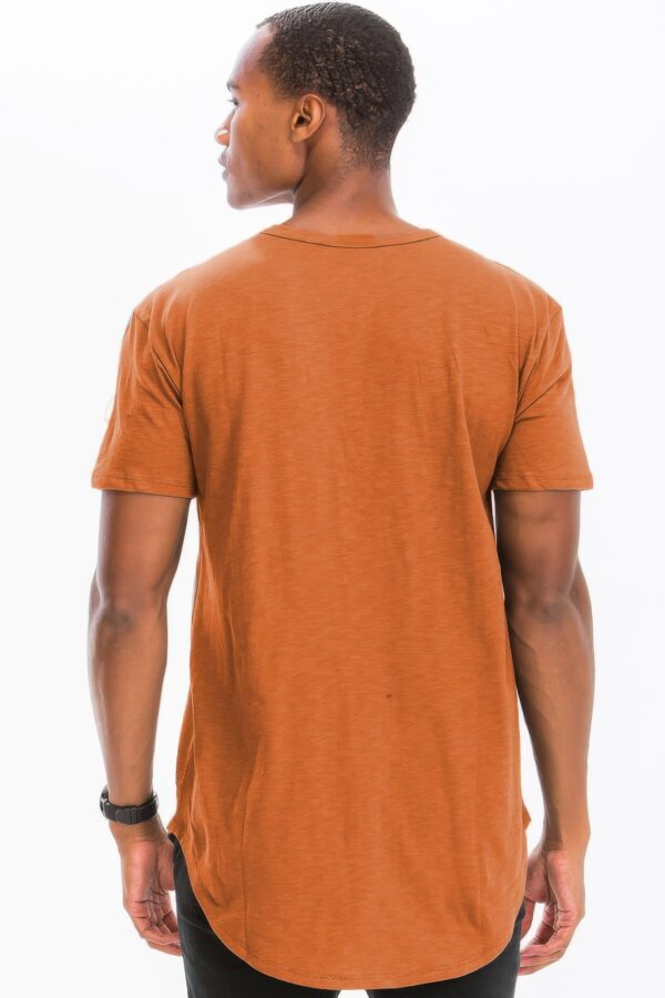 Men’s Short Sleeve Henley – 4-Button Scallop Hem