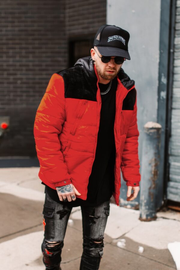 Men’s Padded Buffle Puffer Jacket – Utility Pockets