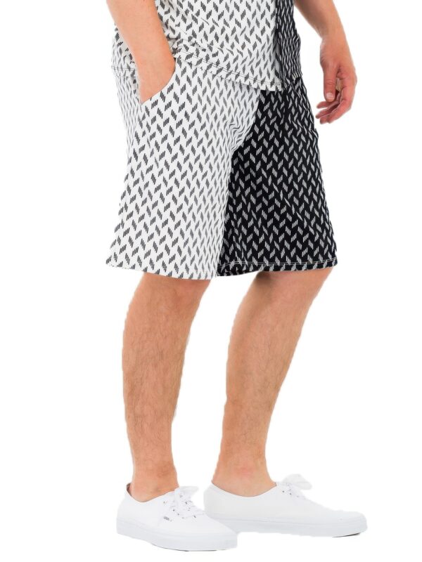 Men’s Diamond Two-Tone Print Shorts – Stretch Polyester