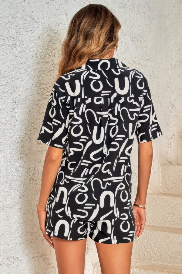 Sequin Lips Button-Down Shorts Set – Playful Print