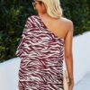 One-Shoulder Zebra Print Top – Loose Silhouette