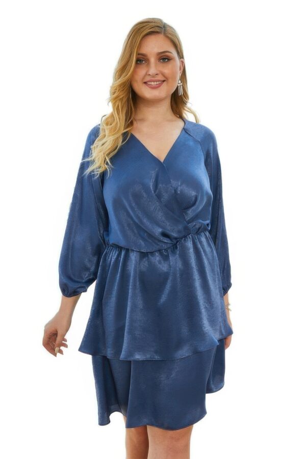 Plus Size V-Neck Dress with Ruffled Hem – Relaxed Silhouette