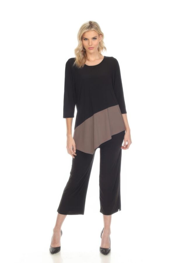 Colorblock V-Neck Quarter-Sleeve Top – Made in USA
