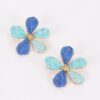 Two-Tone Raffia Daisy Stud Earrings - Woven Floral Accent