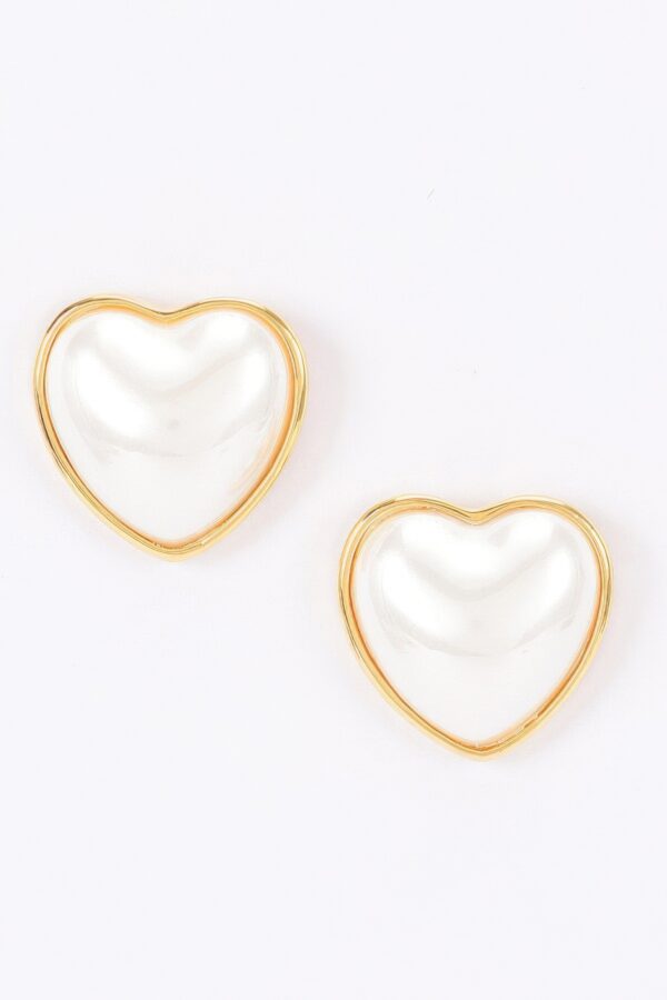 Heart-Shaped Pearl Stud Earrings with Polished Metal Frame
