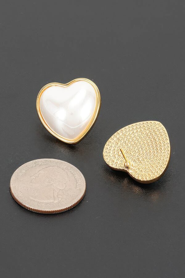 Heart-Shaped Pearl Stud Earrings with Polished Metal Frame
