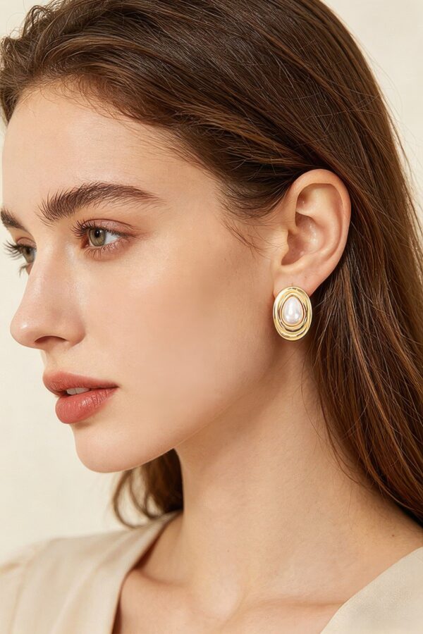 Teardrop Pearl Stud Earrings - Layered Oval Frame