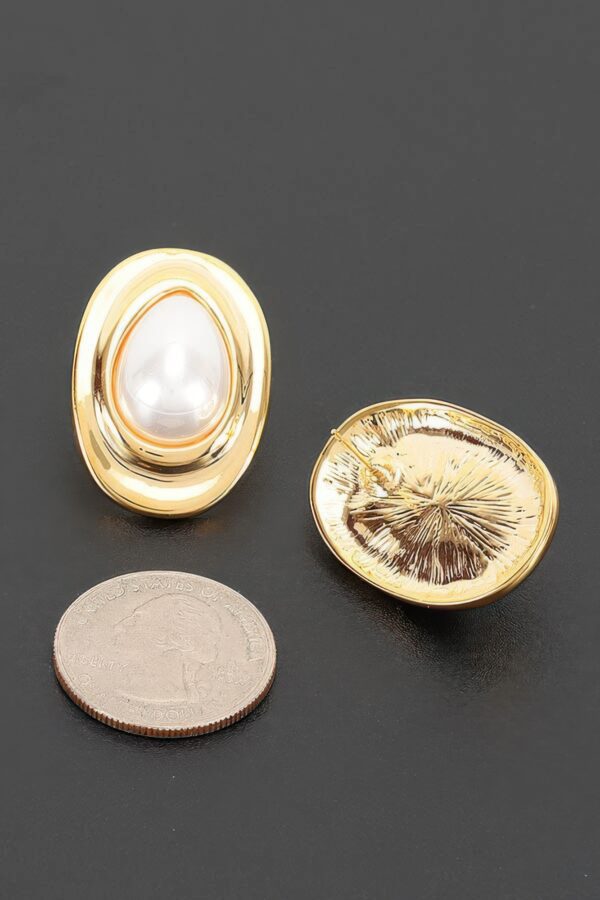 Teardrop Pearl Stud Earrings - Layered Oval Frame