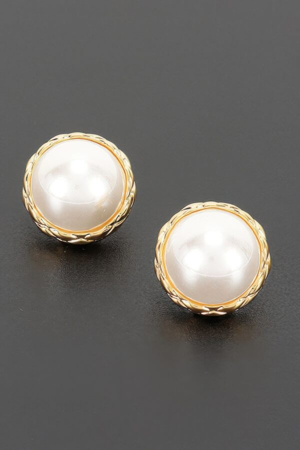 Round Pearl Stud Earrings with Braided Metal Frame