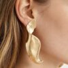 Hammered Matte Gold Elongated Swirl Drop Earrings