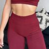 Seamless High-Waist Yoga Shorts - Thigh-Length