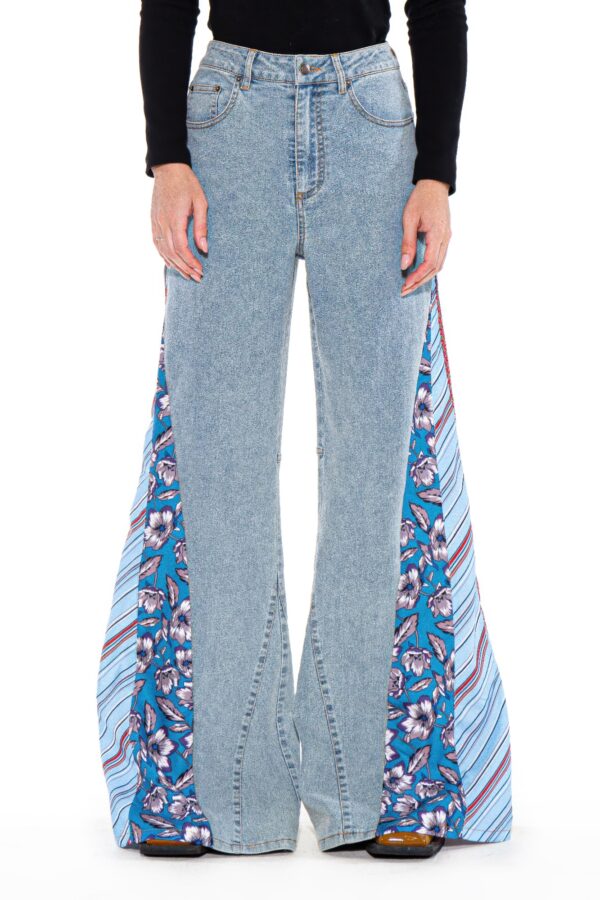 Patchwork Flare Jeans - Retro High-Rise Light Wash