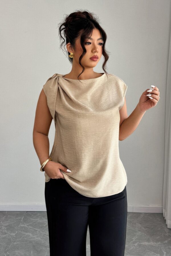 Plus-Size Tie-Neck Sleeveless Blouse - Colorblock