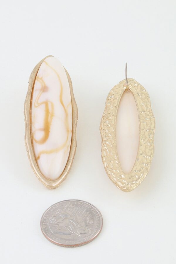 Ripple Oval Stone Earrings with Matte Metal Frame