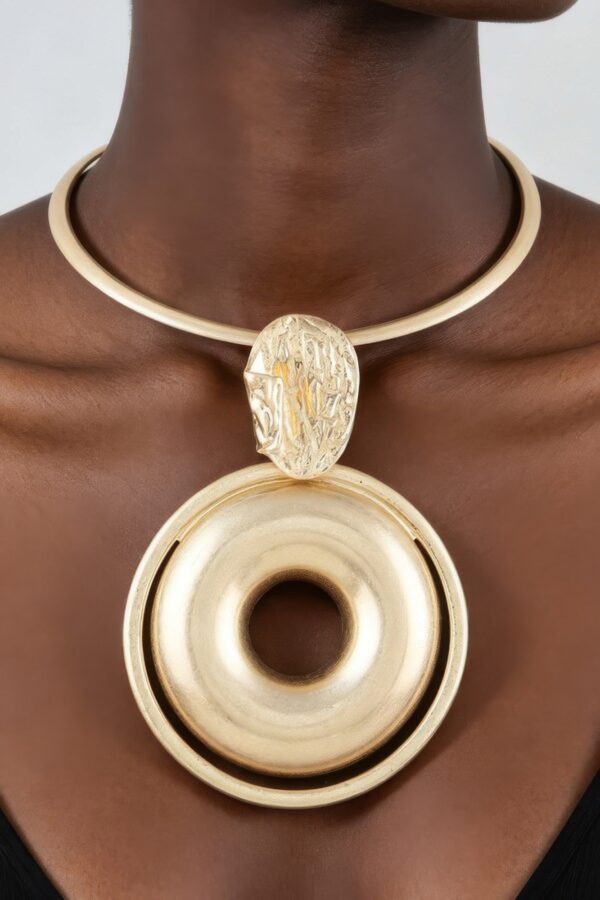 Layered Disc Choker Necklace - Modern Geometric Pendant