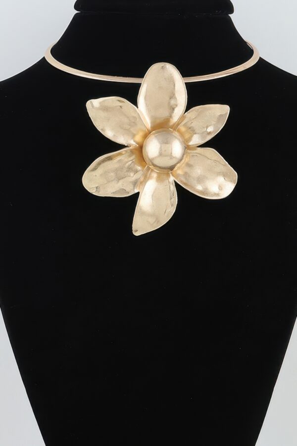Hammered Flower Choker - Textured Five-Petal Pendant
