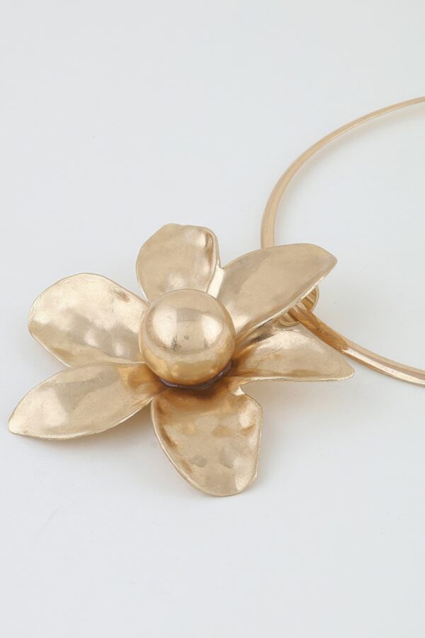 Hammered Flower Choker - Textured Five-Petal Pendant