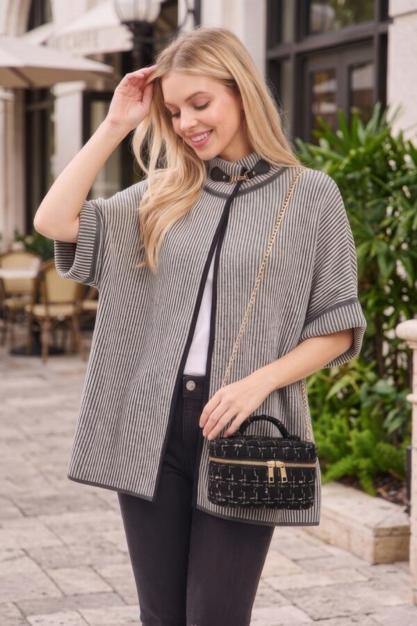 Tweed Box-Shaped Vanity Chain Bag with Top Handle